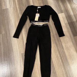 Top is brand new- size US 4